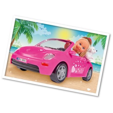 Кукла Ева на машине New Beetle Simba 5731539