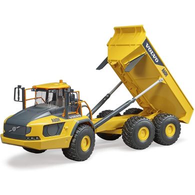Іграшковий самоскид &laquo;Volvo A60H&raquo; Bruder 2455, 46.5х18.5х26