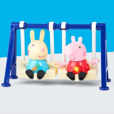 Игровой набор PEPPA FIGURINES серии Моменты с Пеппой Приключения на качелях G1857
