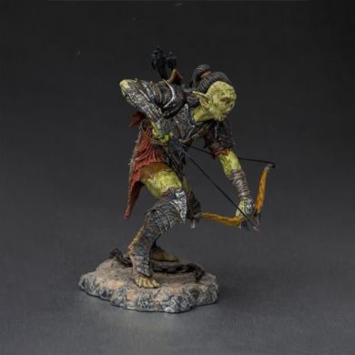 Статуетка LORD OF THE RINGS Archer Orc Statue Art 16 см WBLOR42921-10