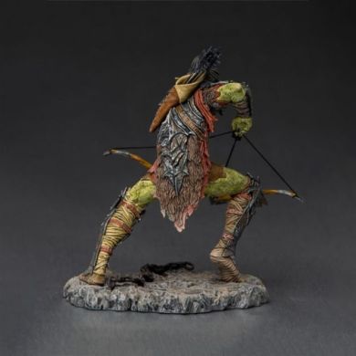 Статуетка LORD OF THE RINGS Archer Orc Statue Art 16 см WBLOR42921-10