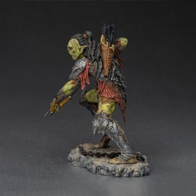 Статуетка LORD OF THE RINGS Archer Orc Statue Art 16 см WBLOR42921-10
