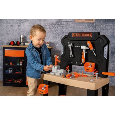 Игровой набор Блэк+Деккер. Мастерская 78 аксесс. SMOBY TOYS 7600360739