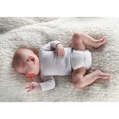 Пустушка 100% силіконова BEBE CONFORT NATURAL PHYSIO 6/18 прозора 3104201250