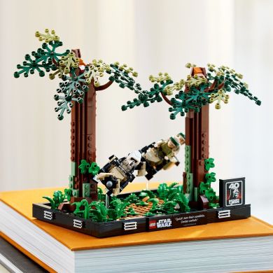 Конструктор Діорама &laquo;Погоня на спідері на Ендорі&raquo; LEGO Зоряні війни 75353