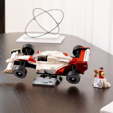 Конструктор McLaren MP4/4 і Айртон Сенна LEGO Icons 10330