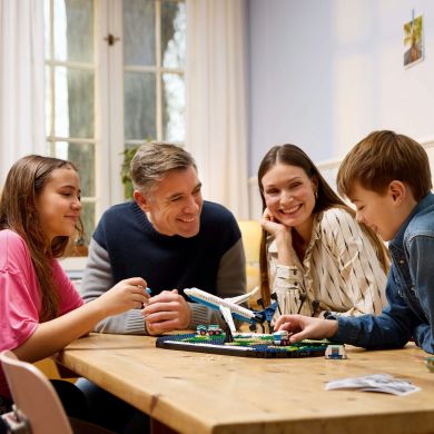 Конструктор Миті з подорожей LEGO Family 41838