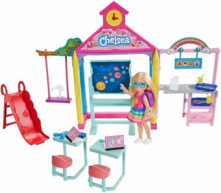 Ігровий набір Barbie Барбі Челсі йде до школи в ассортименті GHV80