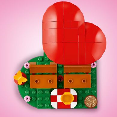 Конструктор Романтический пикник ежиков LEGO Icons 40711