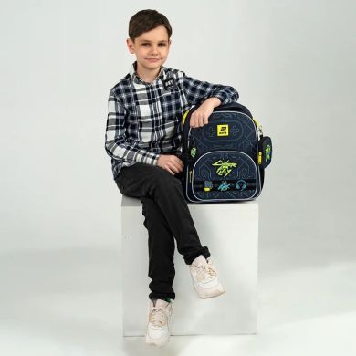 Рюкзак Kite Education каркасний 556 Cyber K25-556M-2