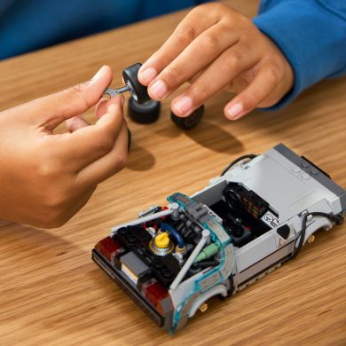 Конструктор LEGO Speed Champions Часоворот із фільму&nbsp;&laquo;Назад у майбутнє&raquo; 77256