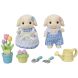 Цветочные кролики-двойняшки с аксессуарами для сада Sylvanian Families 5736