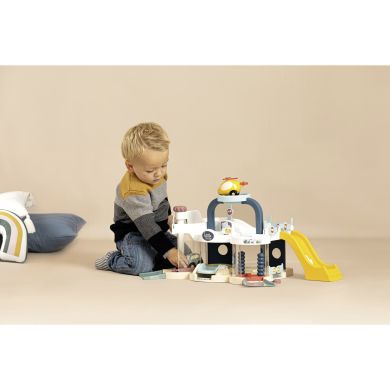 lгровий набiр Smoby Little Перший гараж з машинкою, 56x29x32 см, 18міс+ 7600140202