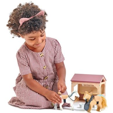 Игрушка из дерева Конюшня Tender Leaf Toys TL8165