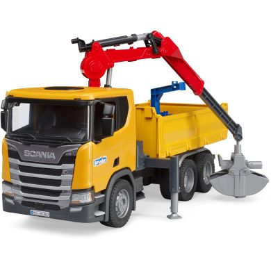 Машинка игрушечная Автомобиль Scania Super 560R с краном-манипулятором и аксессуарами Bruder 03551