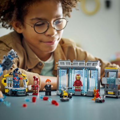 Конструктор Лабораторія Залізної Людини: зал обладунків LEGO Super Heroes 76315