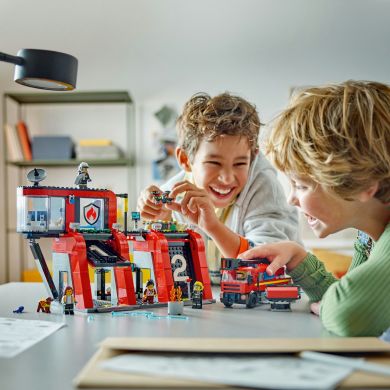 Конструктор Пожарное депо с пожарной машиной LEGO City 60414