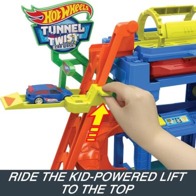 Игровой набор Автомойка: Кормящие виражи Hot Wheels HTN80