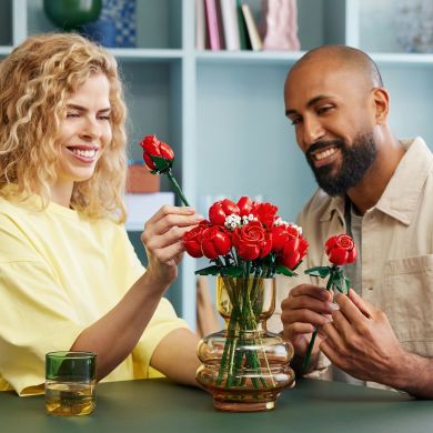 Конструктор Букет троянд LEGO Botanicals 10328