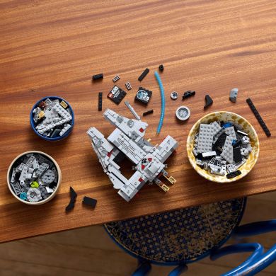 Конструктор Тисячолітній сокіл LEGO Зоряні війни 75375