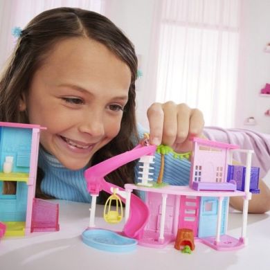 Мінібудиночок Barbie серії Mini BarbieLand (в асортименті) HYF44