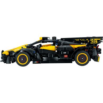Конструктор LEGO Technic Bugatti Bolide 905 деталей 42151