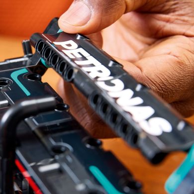 Конструктор Mercedes-AMG F1 W14 E Performance LEGO TECHNIC 42171