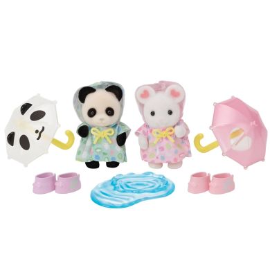 Малыши, прогулка под дождем Sylvanian Families 5748