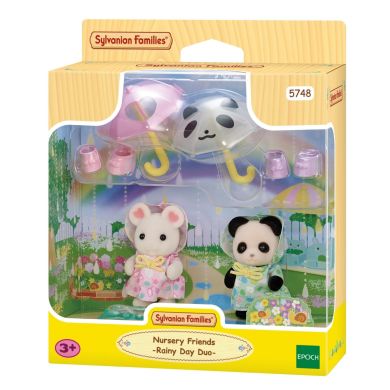 Малыши, прогулка под дождем Sylvanian Families 5748