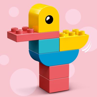 Конструктор LEGO DUPLO Коробка Сердце, 80 деталей 10909