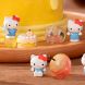 Фігурка-сюрприз POP TOP HELLO KITTY ЯБЛУЧНИЙ ВОРКШОП (в ас.) 24WH-007