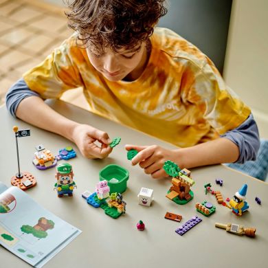 Конструктор LEGO Super Mario Пригоди з інтерактивним Луїджі 71440