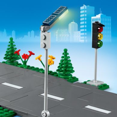 Конструктор LEGO City Дорожные плиты 112 деталей 60304