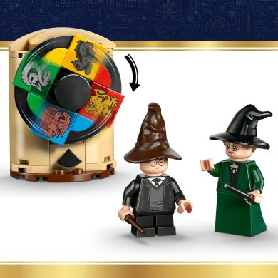Конструктор LEGO Harry Potter Замок Гоґвортс: Церемонія розподілу по факультетах 76460