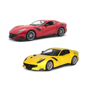 Автомодель Ferrari F12TDF Bburago 1:24 в асортименті 18-26021