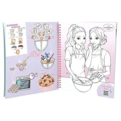Альбом для раскрашивания с наклейками TOPModel Cake & Bake Colouring Book With Sequins 0413386
