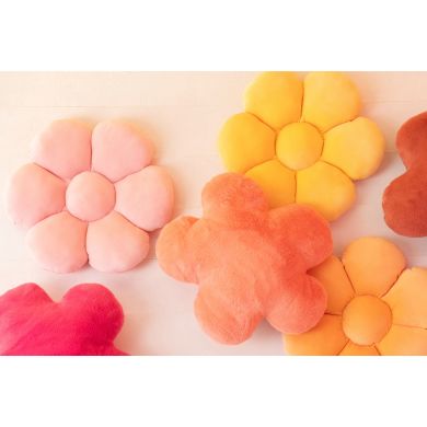 Подушка FLOWER 3 кольори (45x45x5cм) J-LINE 64024