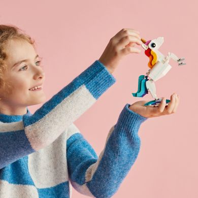 Конструктор Магічний єдиноріг 145 деталей LEGO Creator 31140
