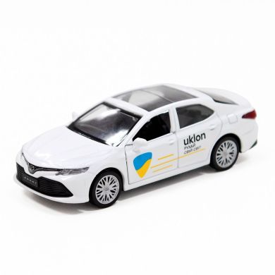 Автомодель TOYOTA CAMRY UKLON (белый) 250291