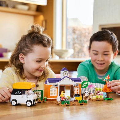 Конструктор LEGO Animal Crossing Концерт К.К. на площади 77052