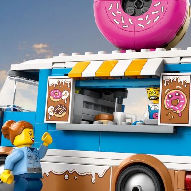 Конструктор Вантажівка з пончиками LEGO City 60452