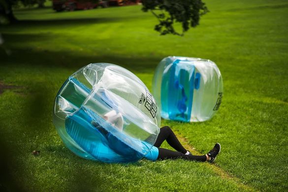 Велика надувна куля 1 шт WICKED BODY BUBBLE BALL в асортименті WKBBB