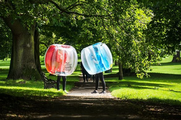 Велика надувна куля 1 шт WICKED BODY BUBBLE BALL в асортименті WKBBB