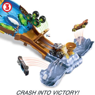 Ігровий набір Перегони титанів серії Monster Trucks Hot Wheels HGV12